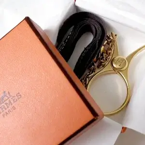 hermes-filou-glove-holder